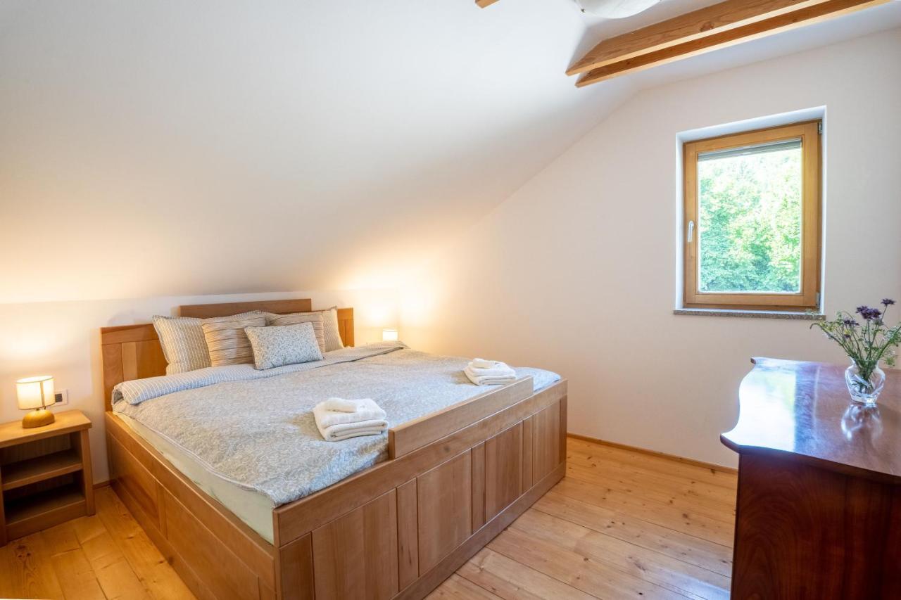 Apartment Horse Farm Pr' Kolenc *