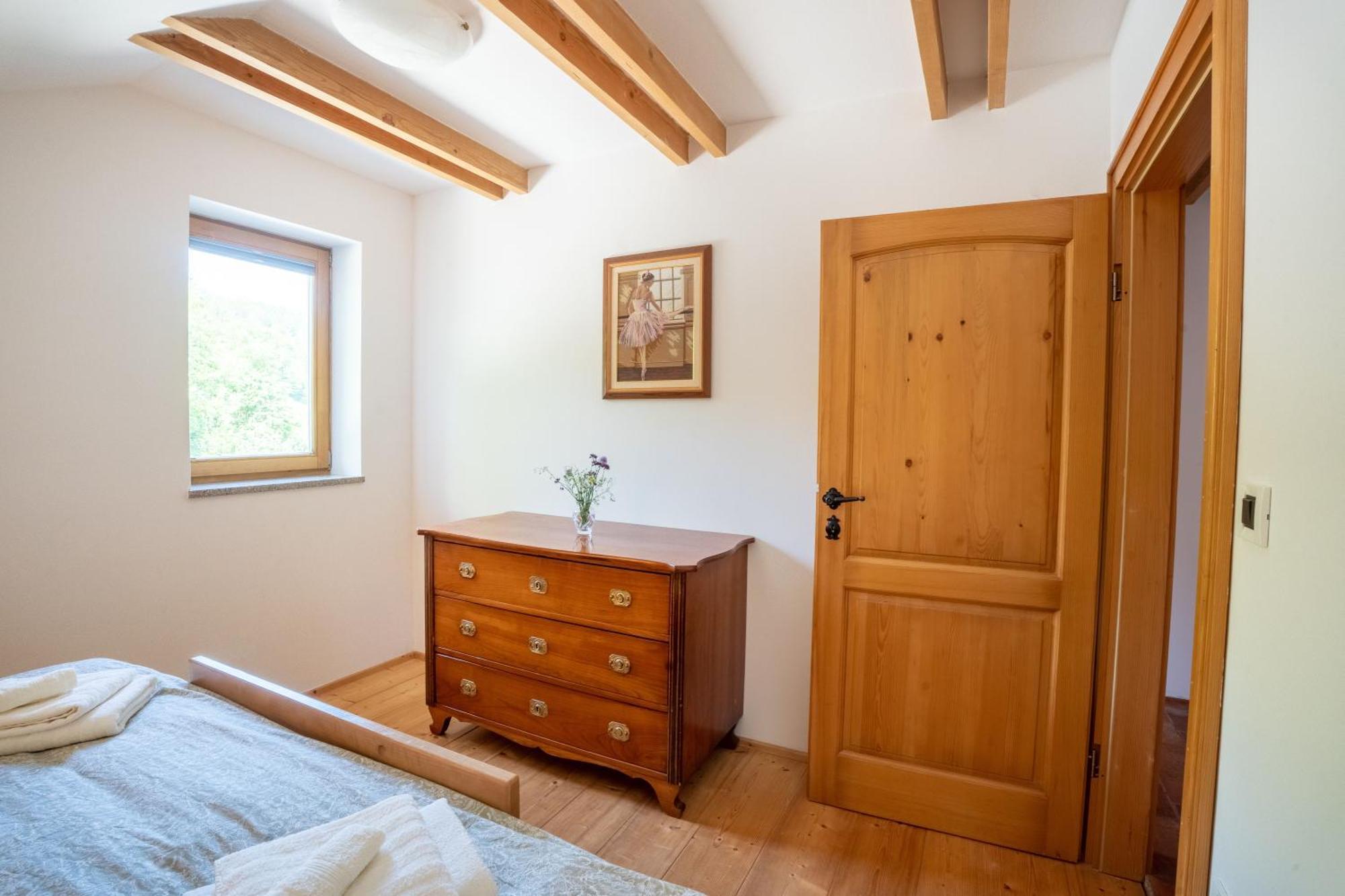 Apartment Horse Farm Pr' Kolenc *